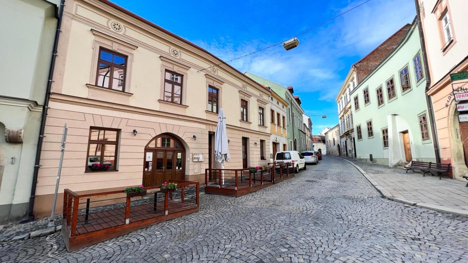Penzion U Radnice, Byt 3 Znojmo Exteriör bild